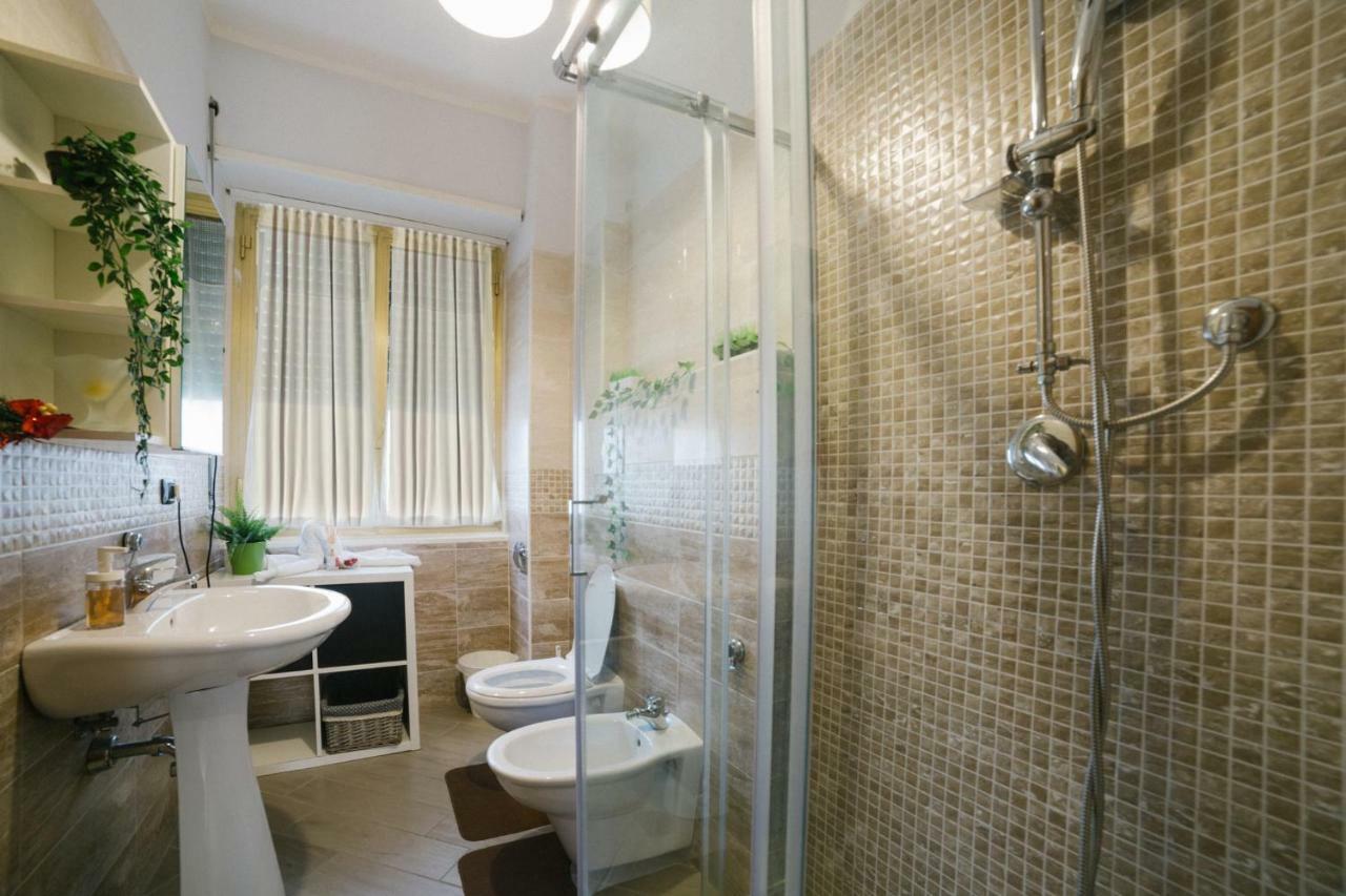 Little Room ซาแลร์โน ภายนอก รูปภาพ